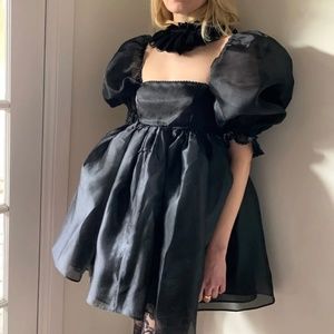 BRAND NEW WITH TAGS SELKIE CAVIAR PUFF DRESS, SIZE MEDIUM!